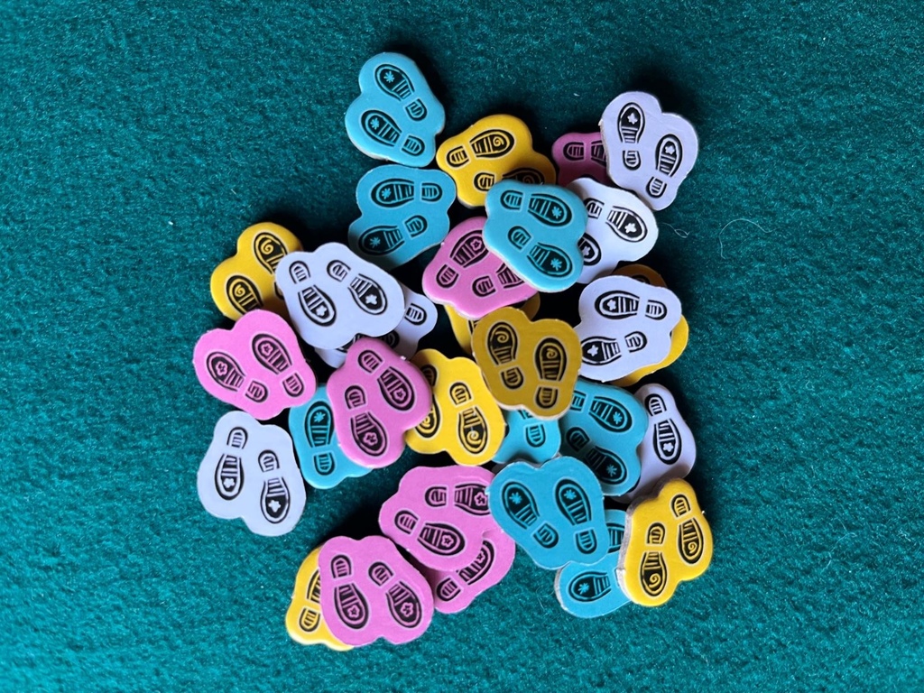 I token impronta sono i marker del nostro colore attraverso i quali visitare le case: ottenere dolcetti è fondamentale per accumulare punti