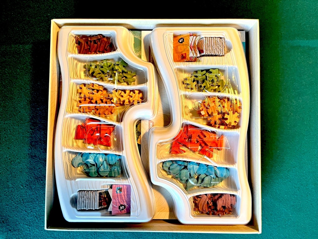 Le risorse sono contenute in due pratici organizer, molto belli anche esteticamente